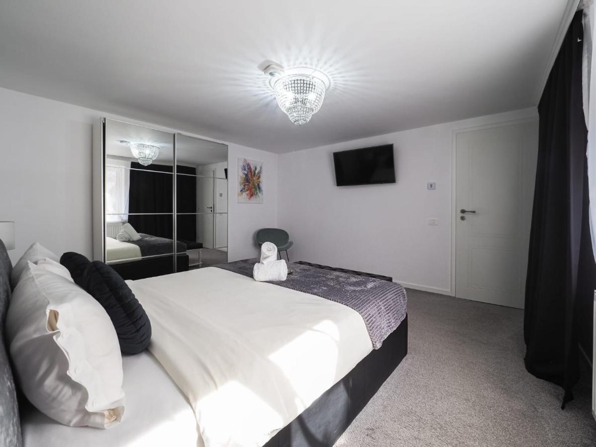 For You Apartments Gold & Silver Σίμπιου Εξωτερικό φωτογραφία