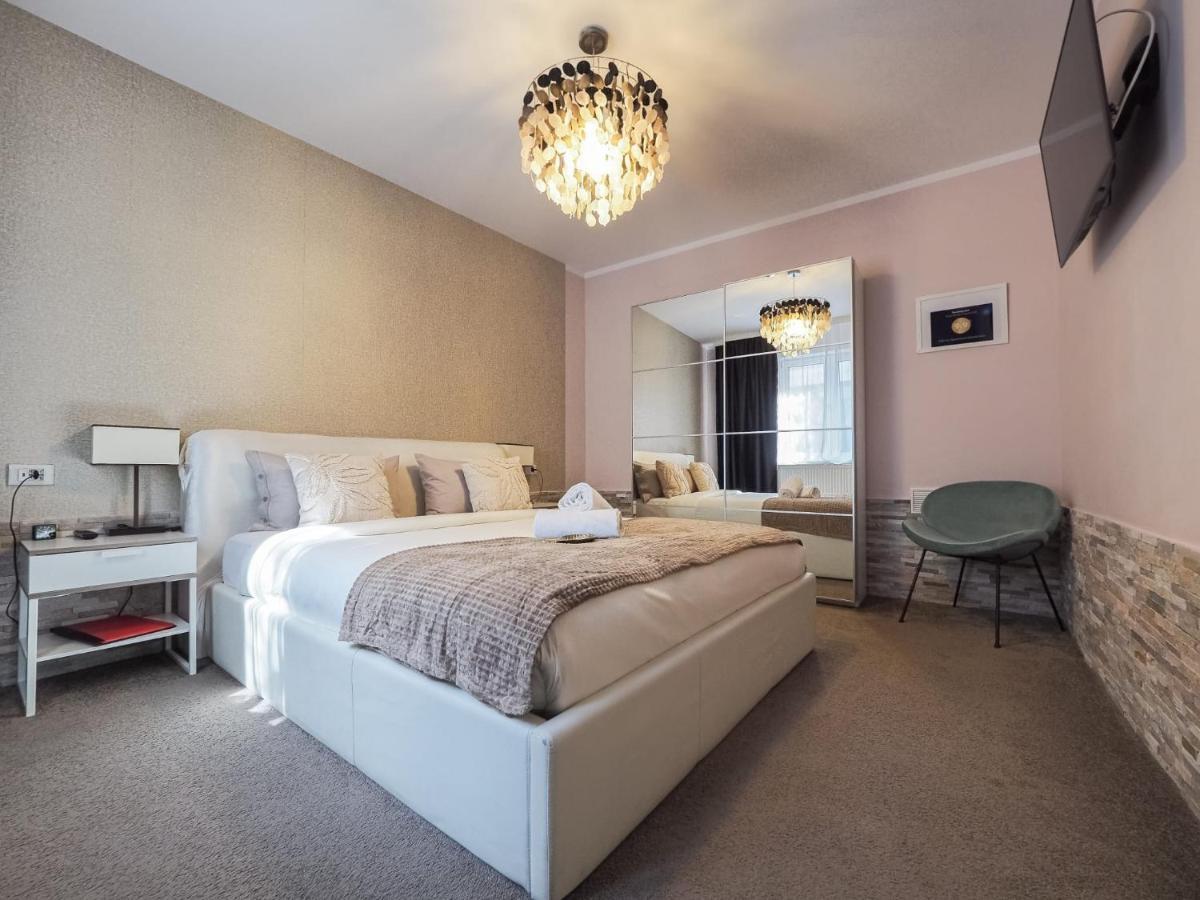 For You Apartments Gold & Silver Σίμπιου Εξωτερικό φωτογραφία