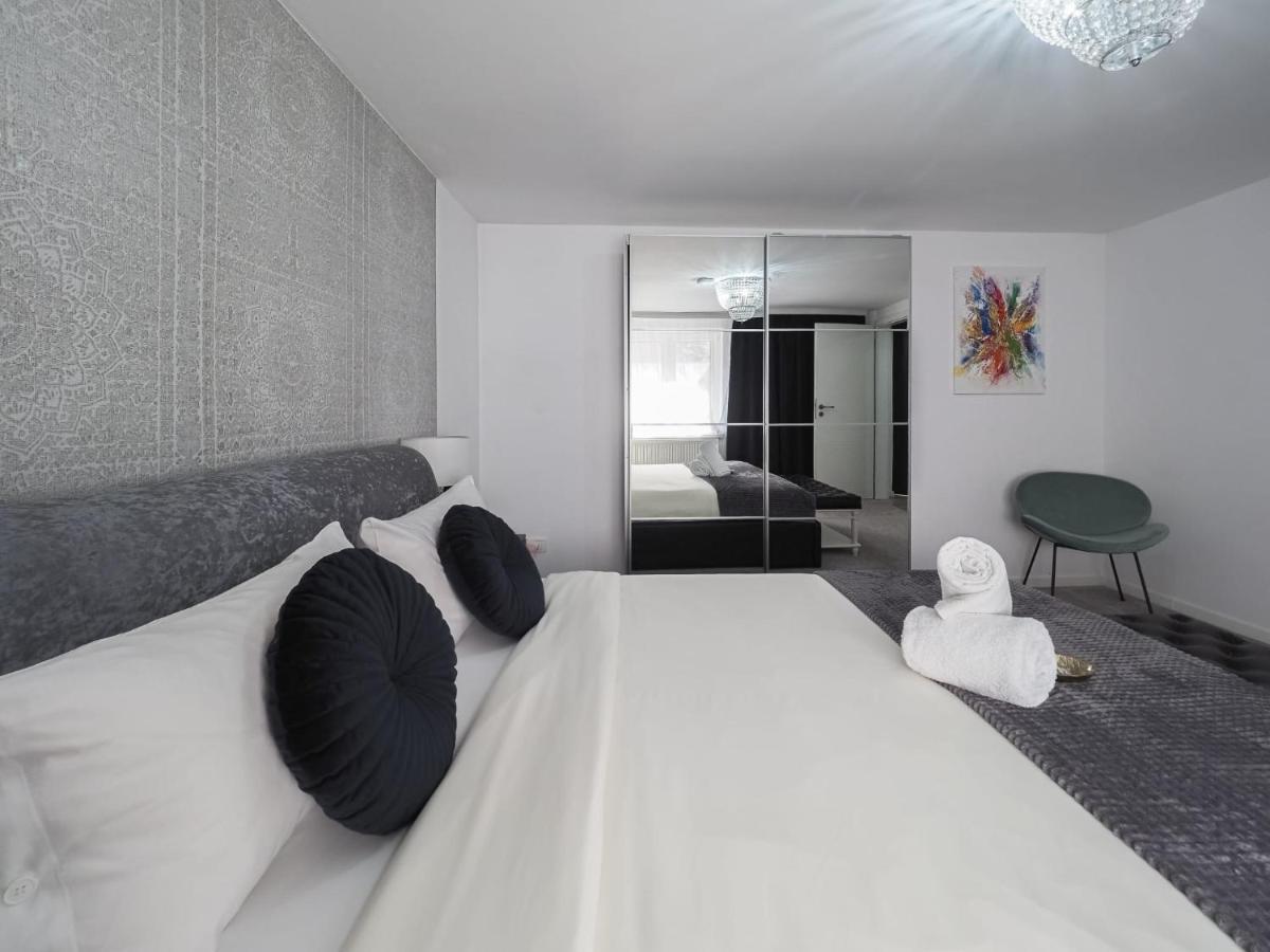 For You Apartments Gold & Silver Σίμπιου Εξωτερικό φωτογραφία